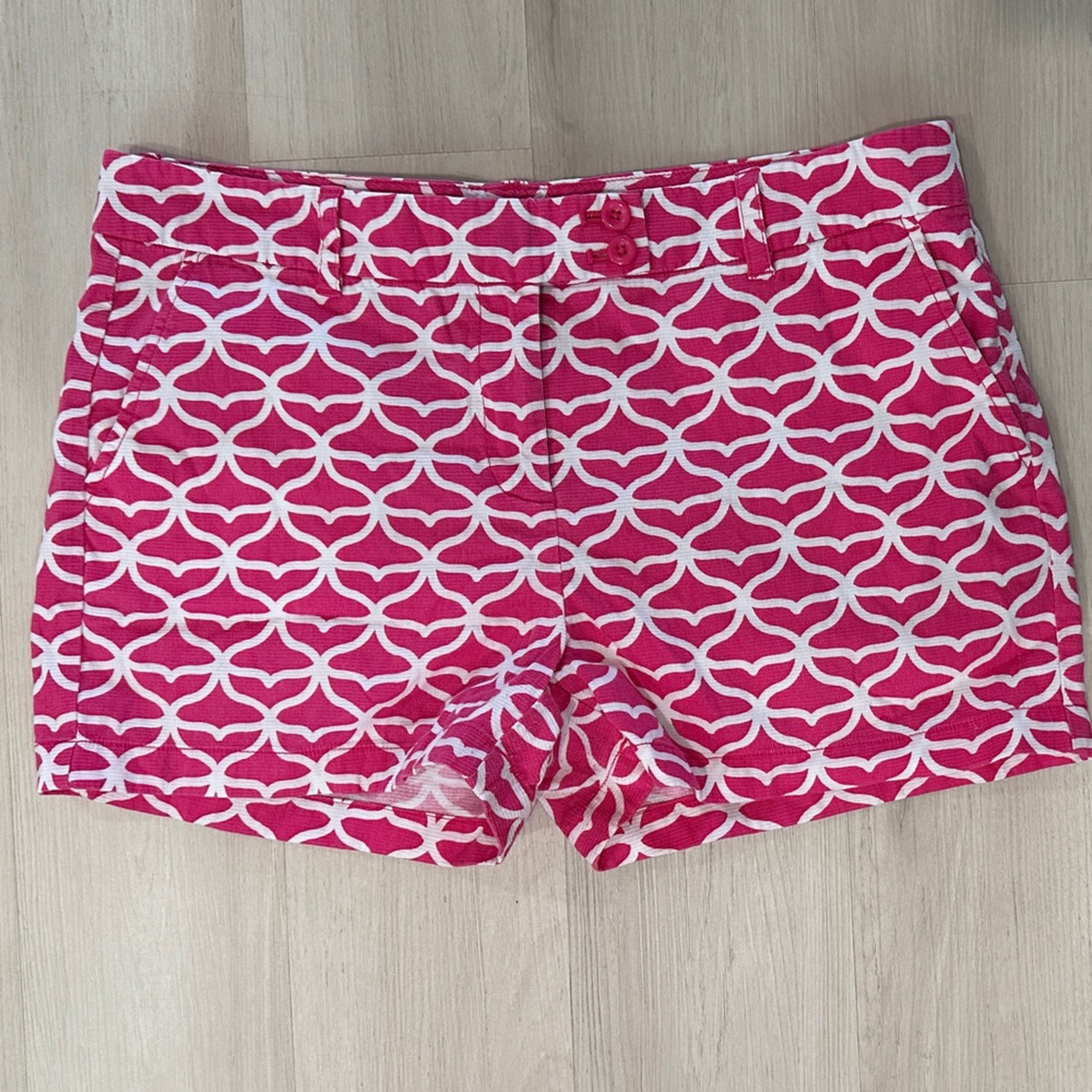 Vineyard Vines Pink and White Whale Tale Patterned Shorts